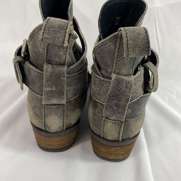 Very Volatile Fiery leather charcoal ankle bootie size 7.5 - Picture 4 of 9